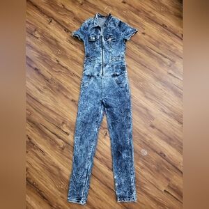 Womens Size 16 Denim Jumpsuit, Short Sleeve, Bleach, Splattered, Stretcy, Cute